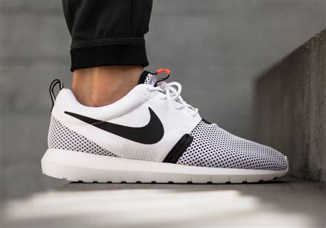 buy Nike Roshe online